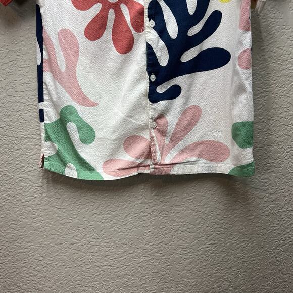 Free Assembly Seersucker Camp Shirt Kids XL 14/16 Floral Paint Splat - Picture 3 of 9